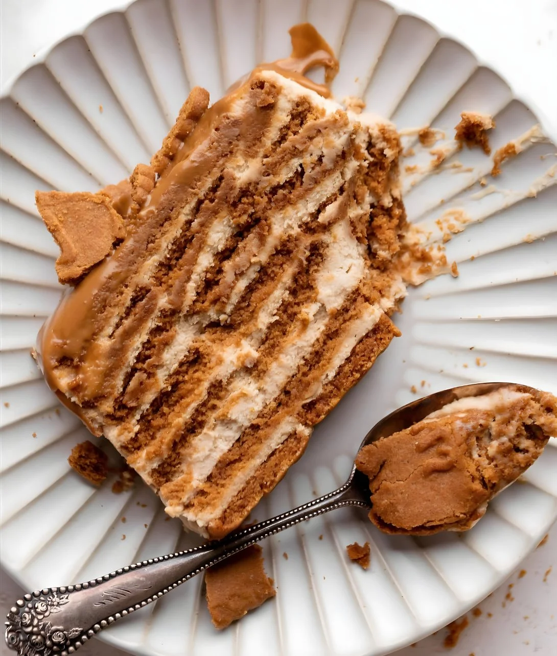 Delicious no-bake cookie butter icebox cake topped with Speculoos cookies.