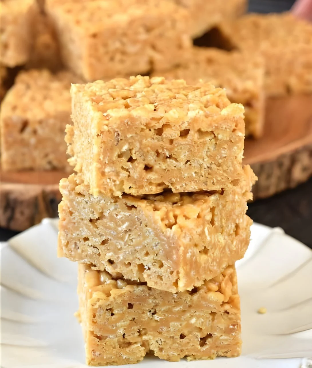 Delicious Biscoff Rice Krispie Treats with caramel and cookie flavor