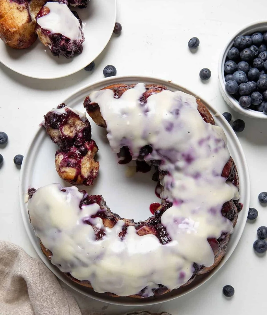 Delicious blueberry monkey bread freshly baked and served on a platter.