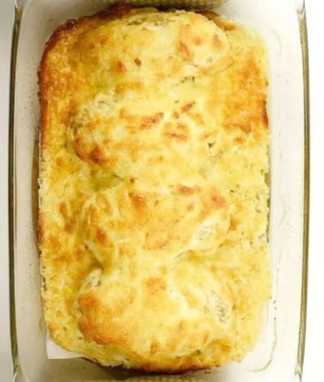 Delicious creamy garlic parmesan chicken garnished and ready to serve.