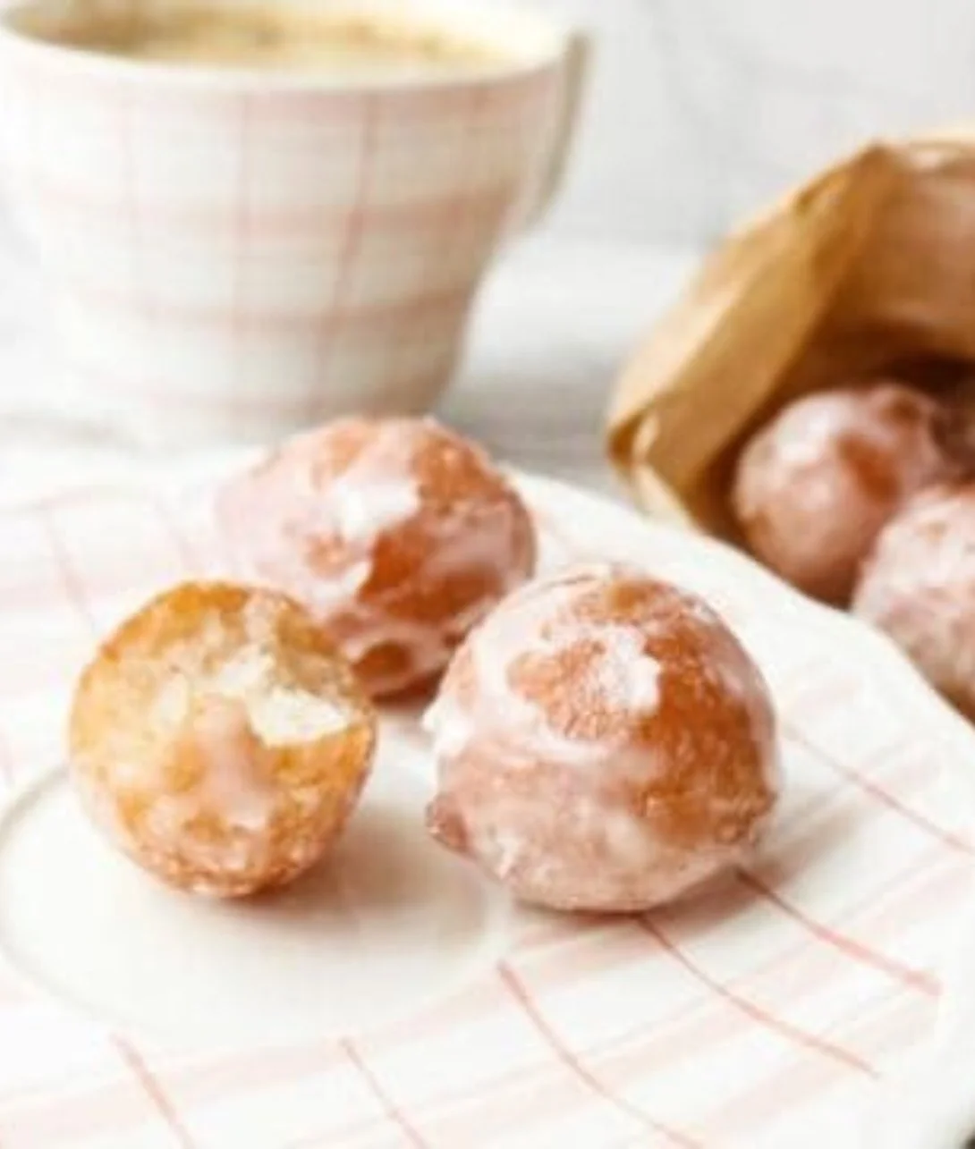 Delicious easy keto glazed donut balls for a low-carb dessert option