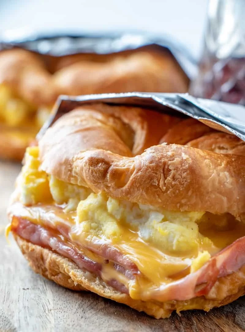 Easy croissant breakfast sandwiches with eggs and cheese